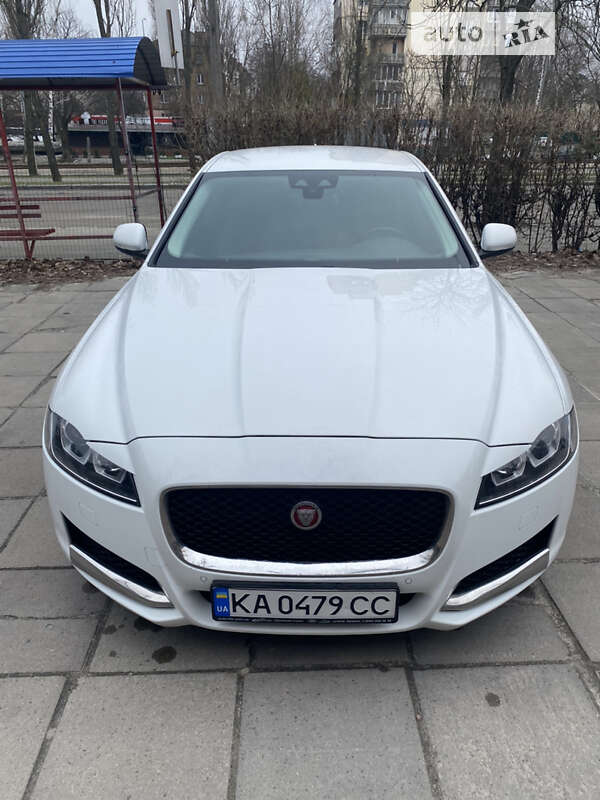 2017 jaguar xf