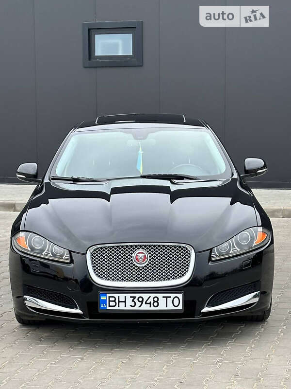 2013 jaguar xf