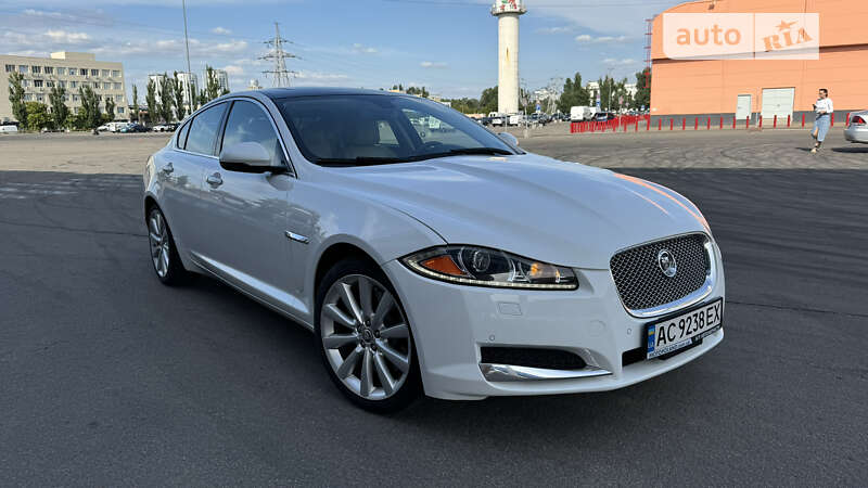 2013 jaguar xf