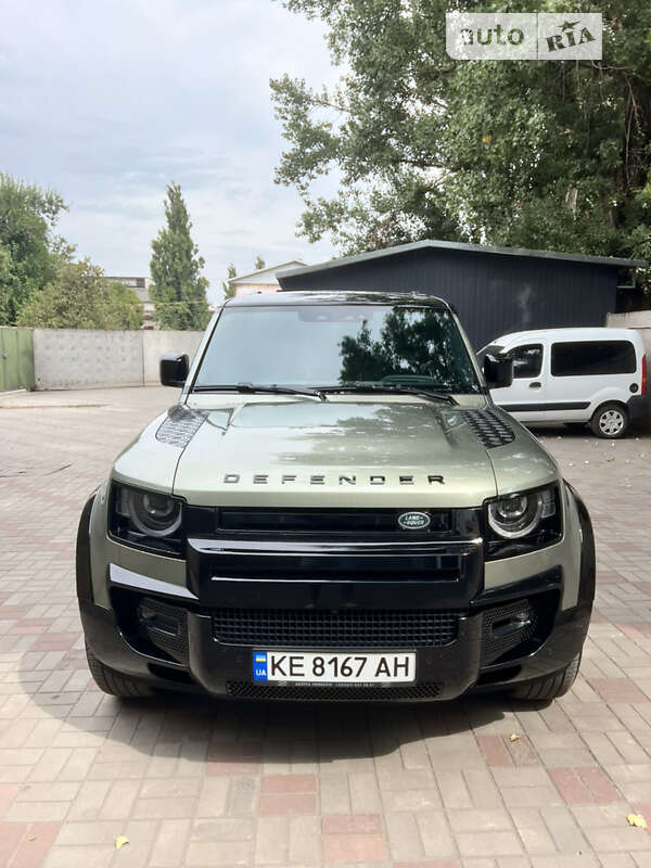 2024 land-rover defender