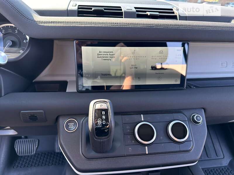 2022 land-rover defender