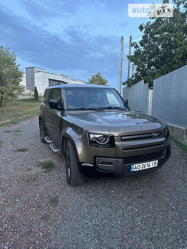 2023 land-rover defender