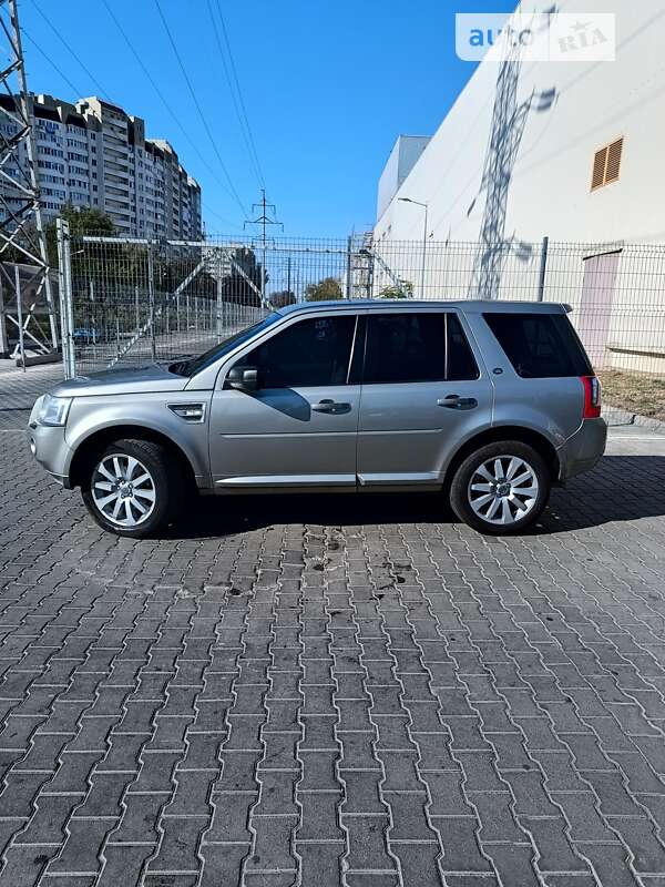 2010 land-rover freelander