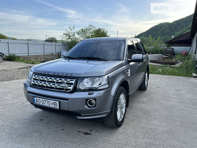 2012 land-rover freelander