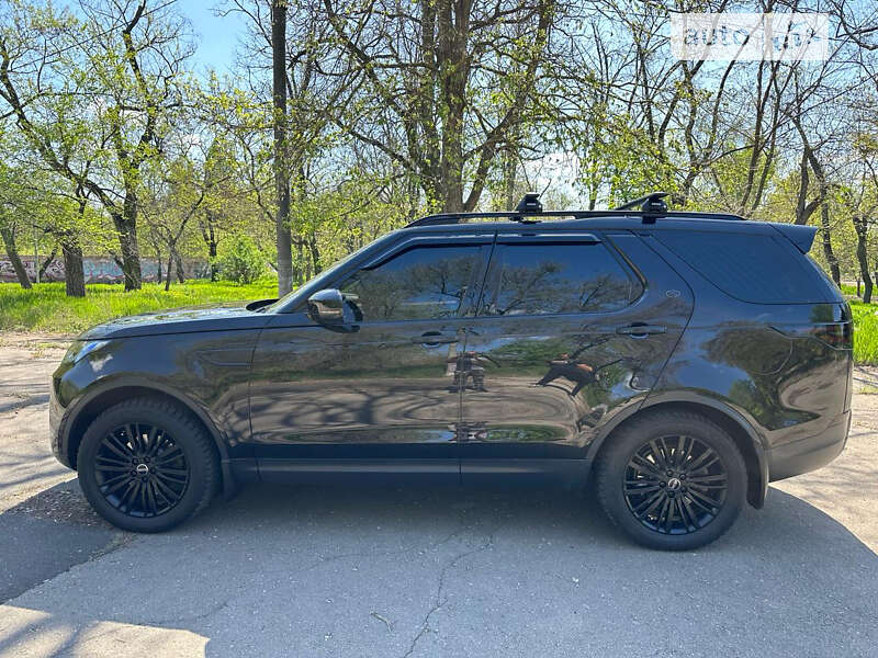 2017 land-rover discovery
