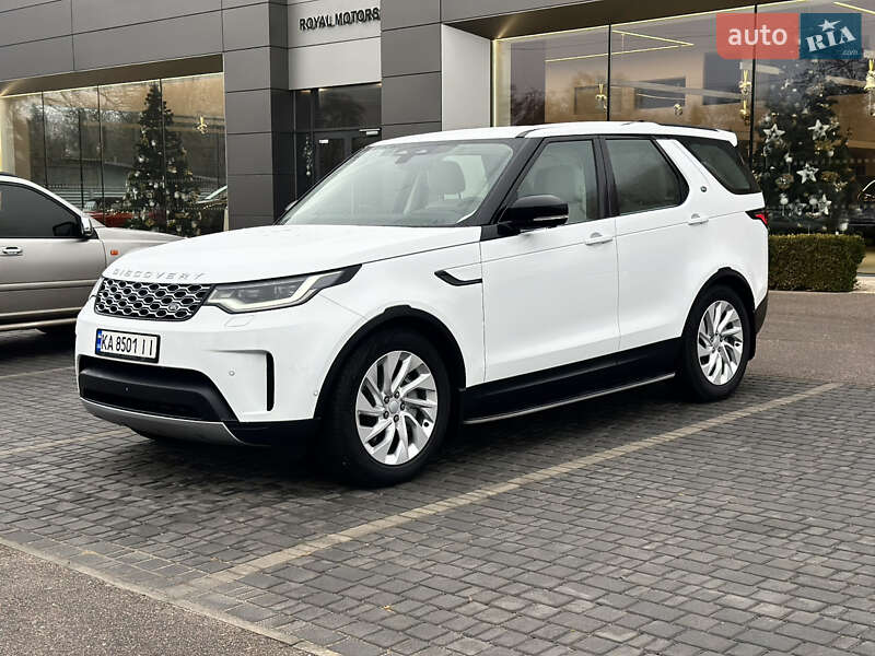 2023 land-rover discovery