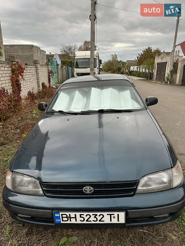 1993 toyota carina