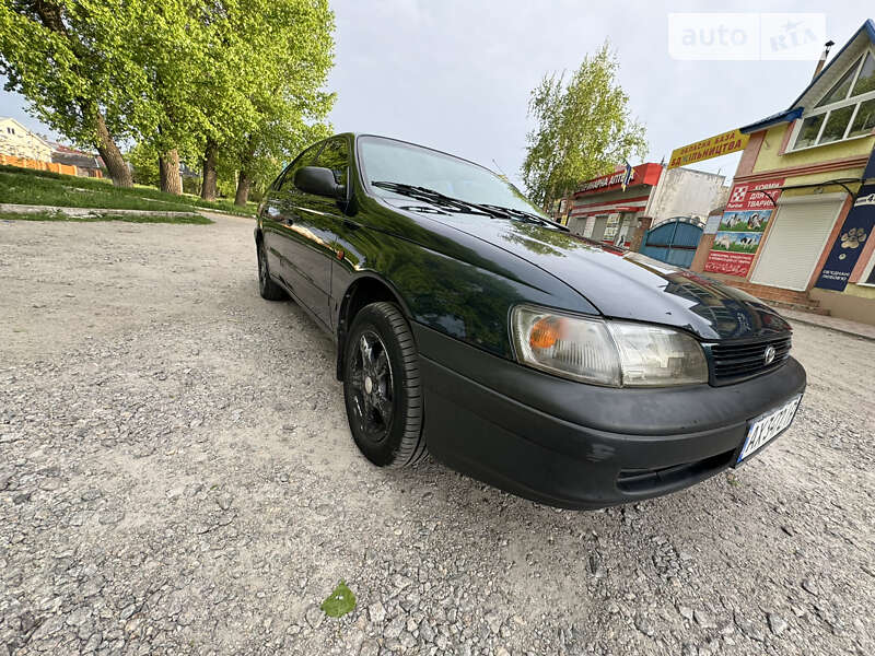 1995 toyota carina