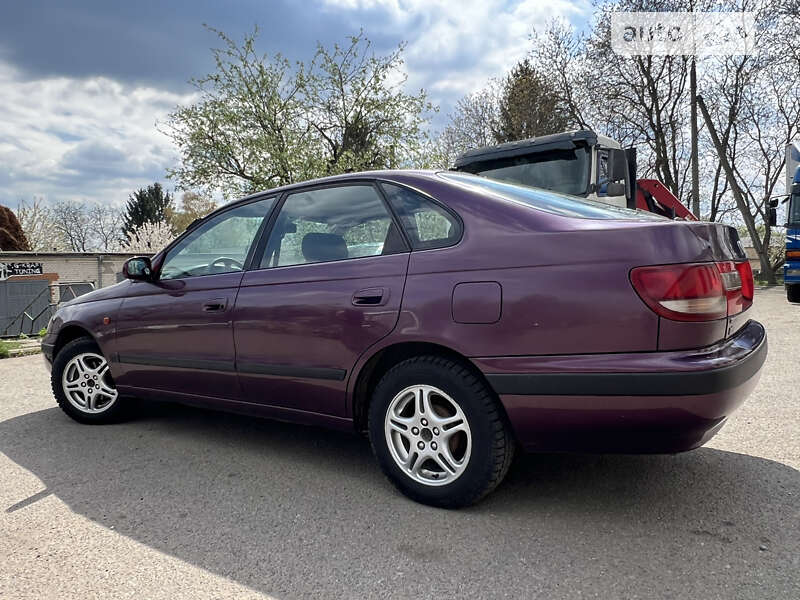 1997 toyota carina