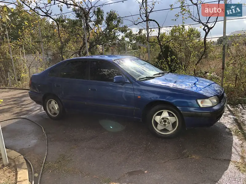 1997 toyota carina