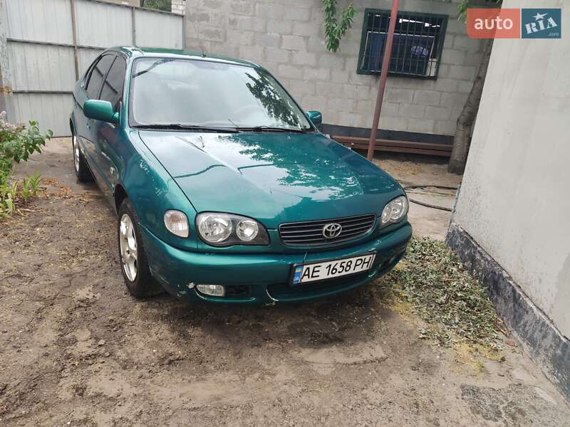 2002 toyota corolla