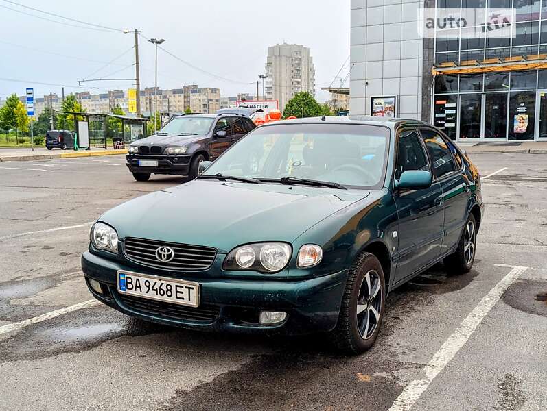 1999 toyota corolla