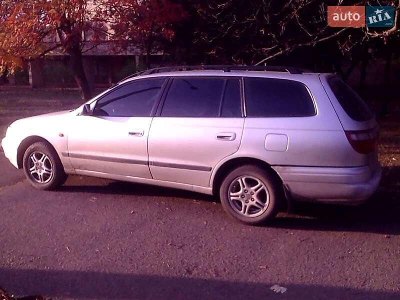 1997 toyota carina