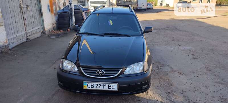2001 toyota avensis