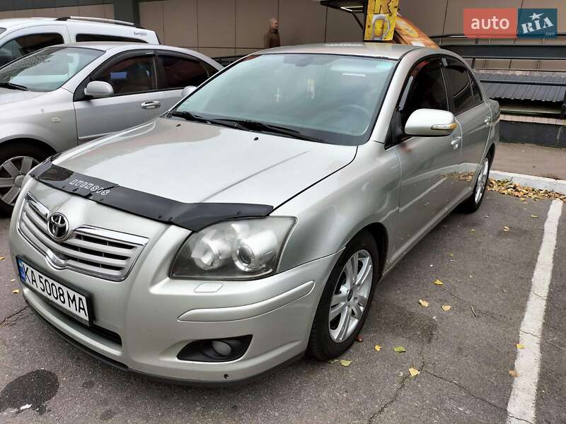2006 toyota avensis