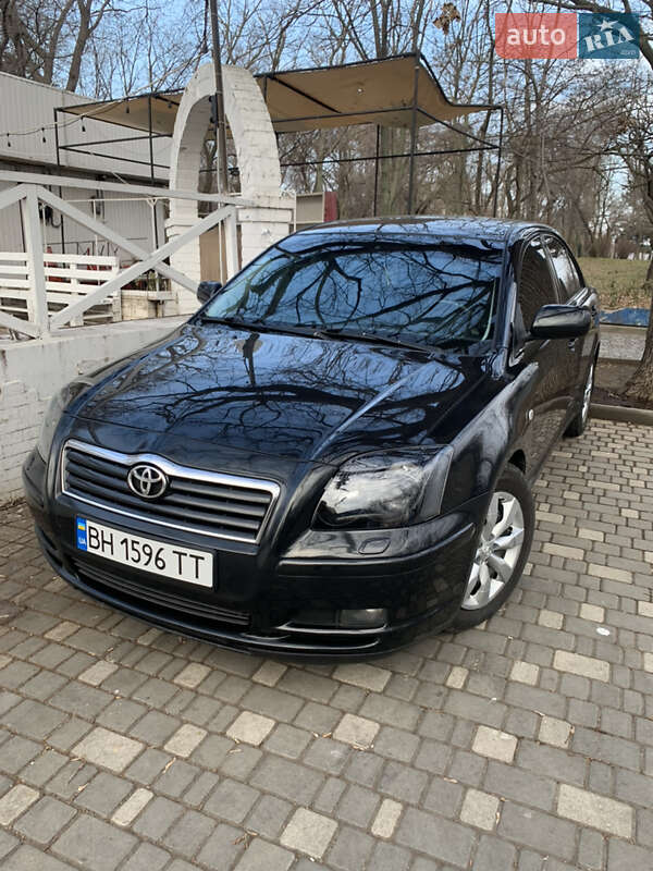2006 toyota avensis