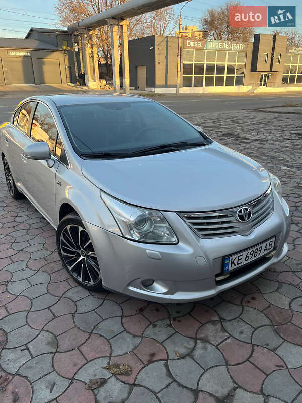 2009 toyota avensis