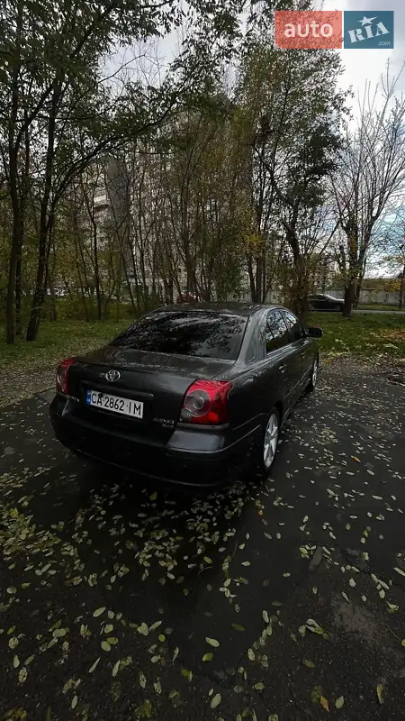 2007 toyota avensis
