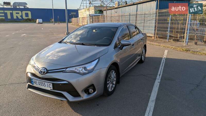 2016 toyota avensis