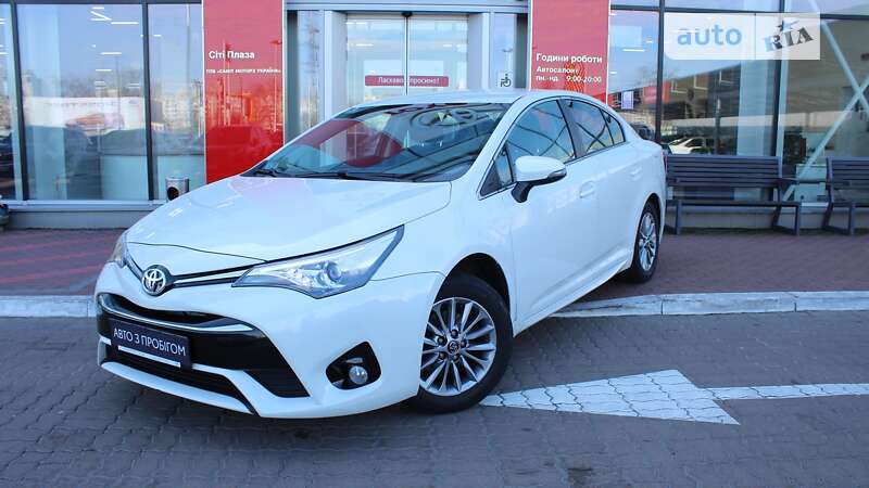 2016 toyota avensis