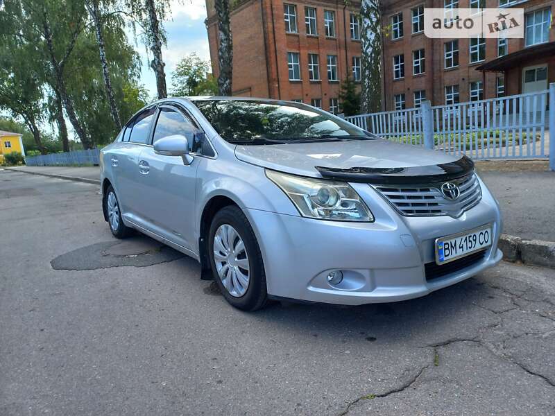 2011 toyota avensis