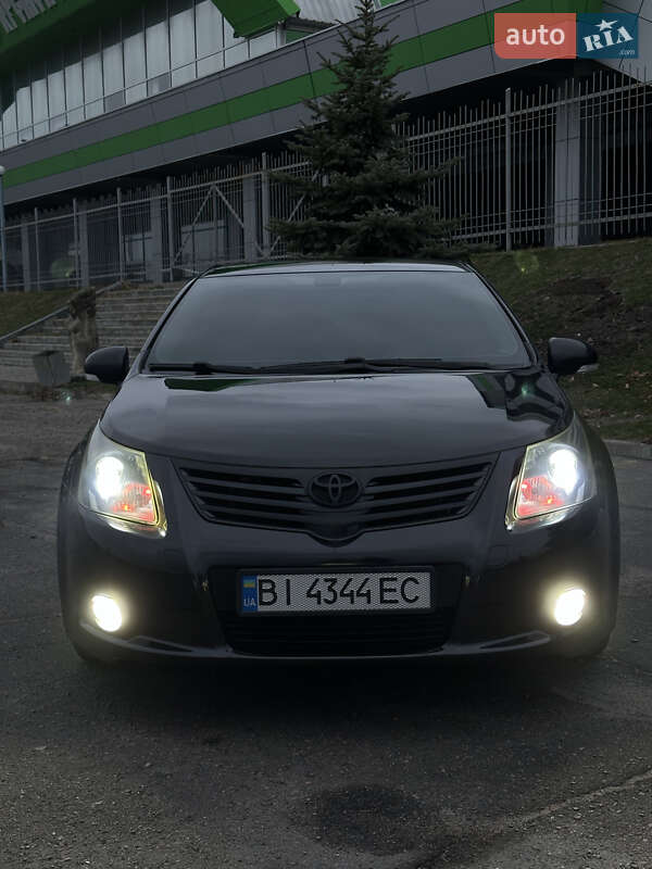 2008 toyota avensis