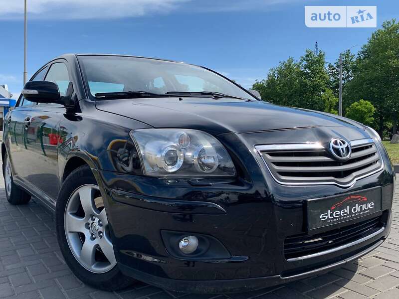 2008 toyota avensis