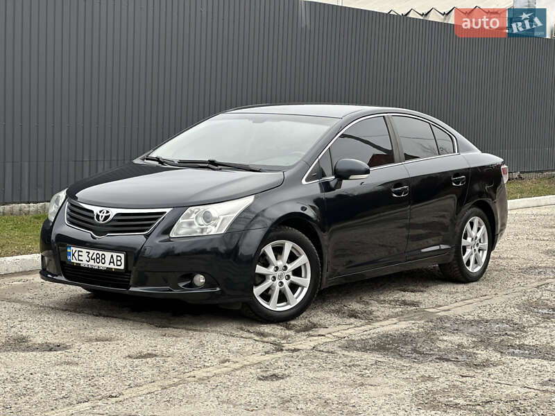 2011 toyota avensis
