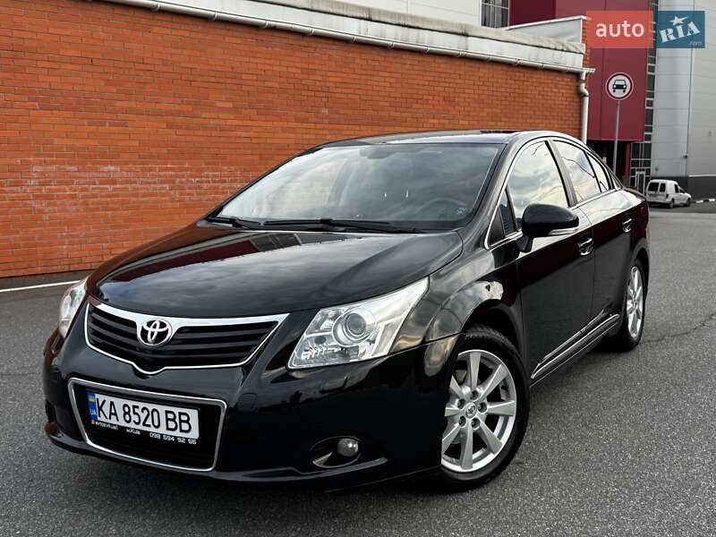 2008 toyota avensis