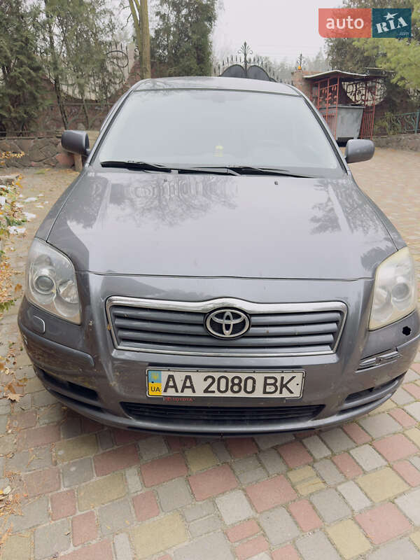 2006 toyota avensis
