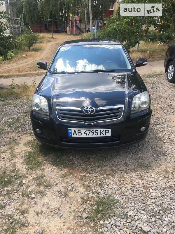 2007 toyota avensis