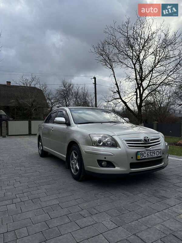 2006 toyota avensis