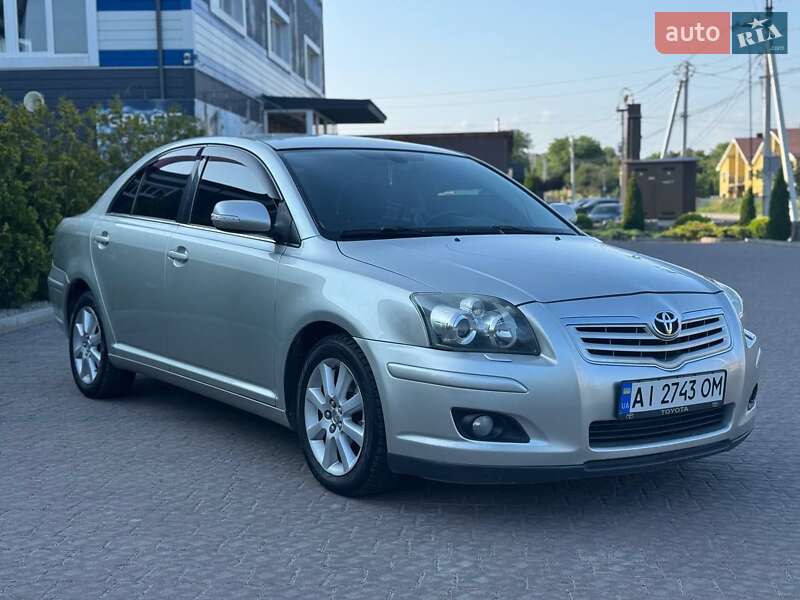 2006 toyota avensis