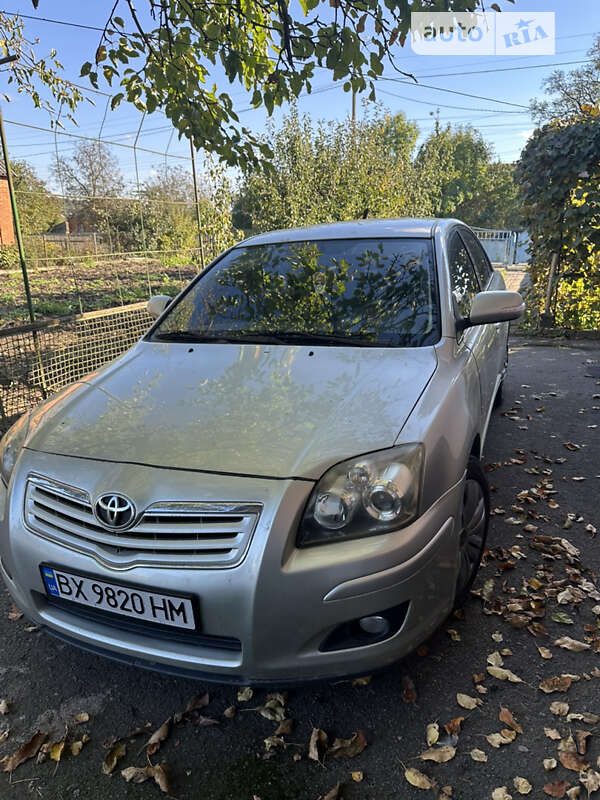 2006 toyota avensis