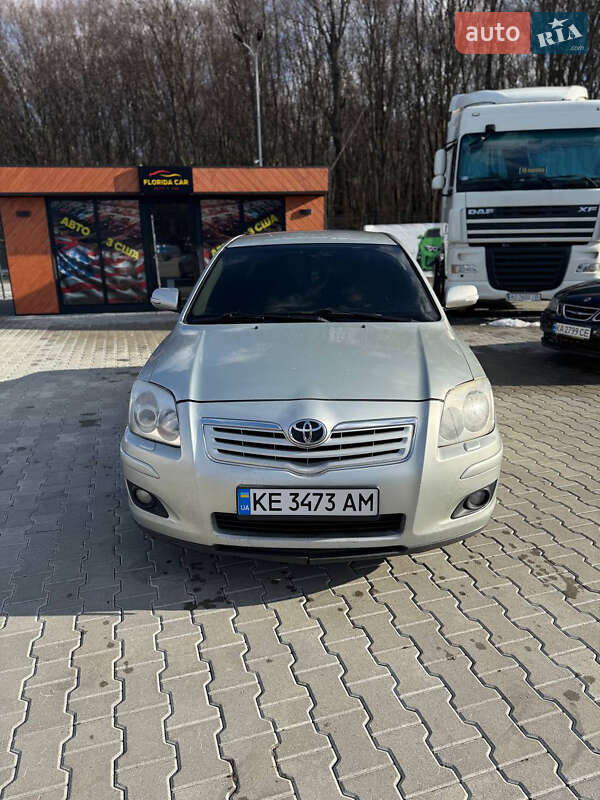 2007 toyota avensis
