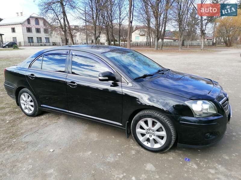2007 toyota avensis