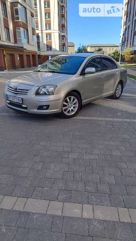 2007 toyota avensis