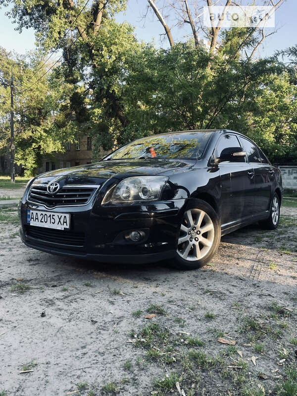 2008 toyota avensis