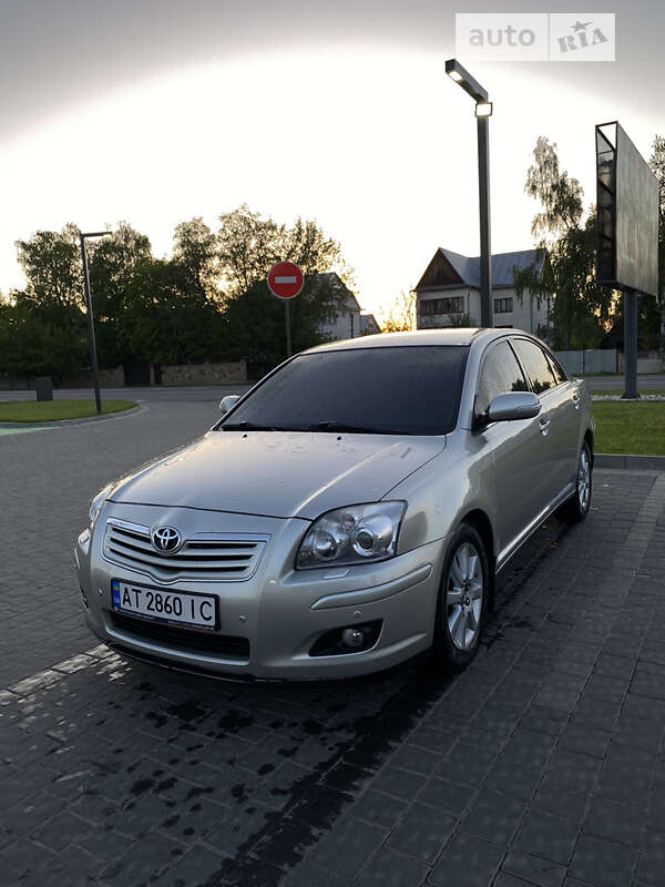 2007 toyota avensis