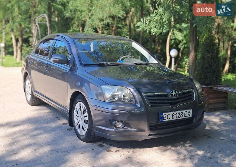 2007 toyota avensis