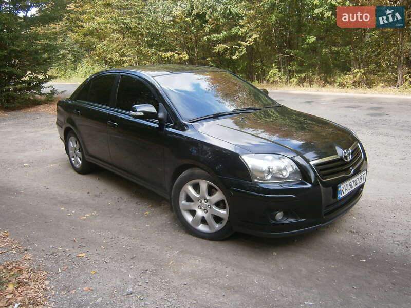 2008 toyota avensis