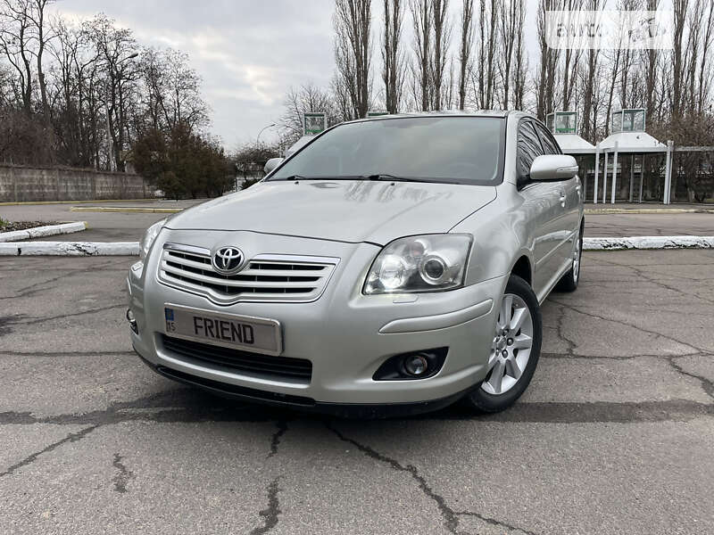 2007 toyota avensis