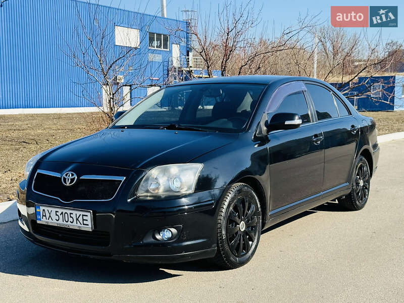 2008 toyota avensis