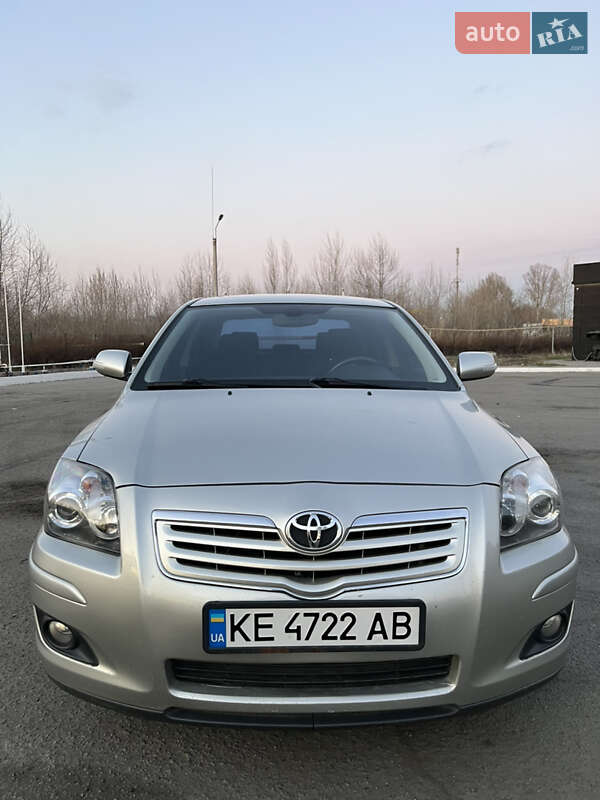 2007 toyota avensis