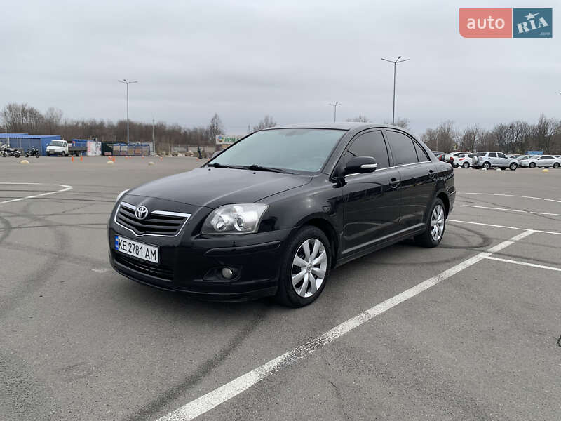 2008 toyota avensis