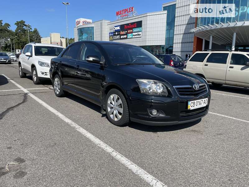 2008 toyota avensis