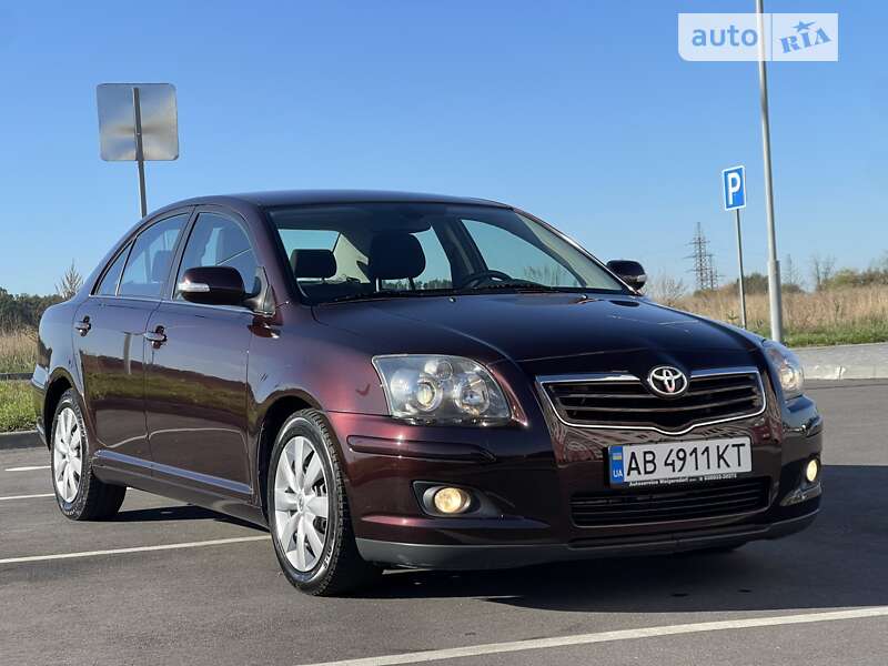 2008 toyota avensis