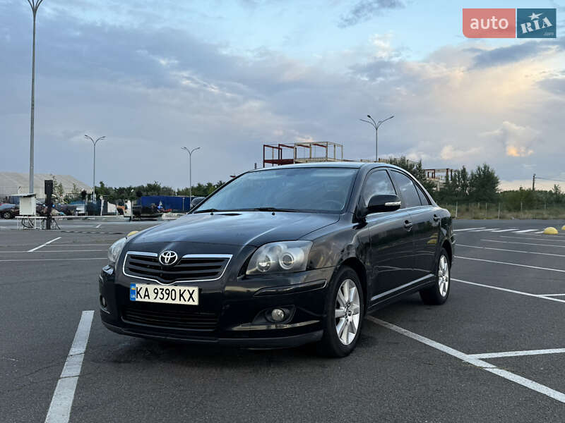 2008 toyota avensis