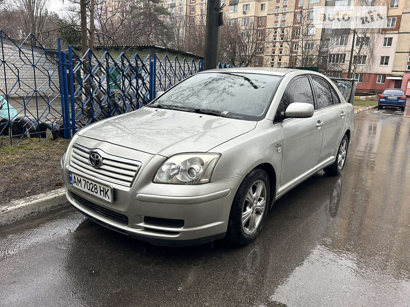 2006 toyota avensis