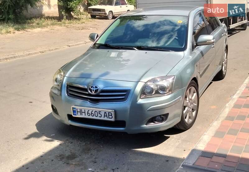 2007 toyota avensis